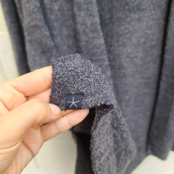 Barefoot Dreams | CozyChic Lite Resort Cardi Cardigan Lounge Sweater with Hood - Picture 5 of 8